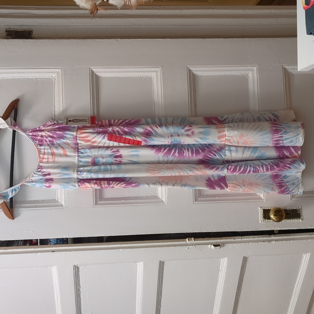 32 Cool dress size M 10/12 Youth